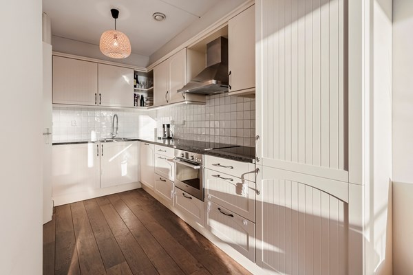 Medium property photo - Van Hallstraat 695, 1051 HG Amsterdam